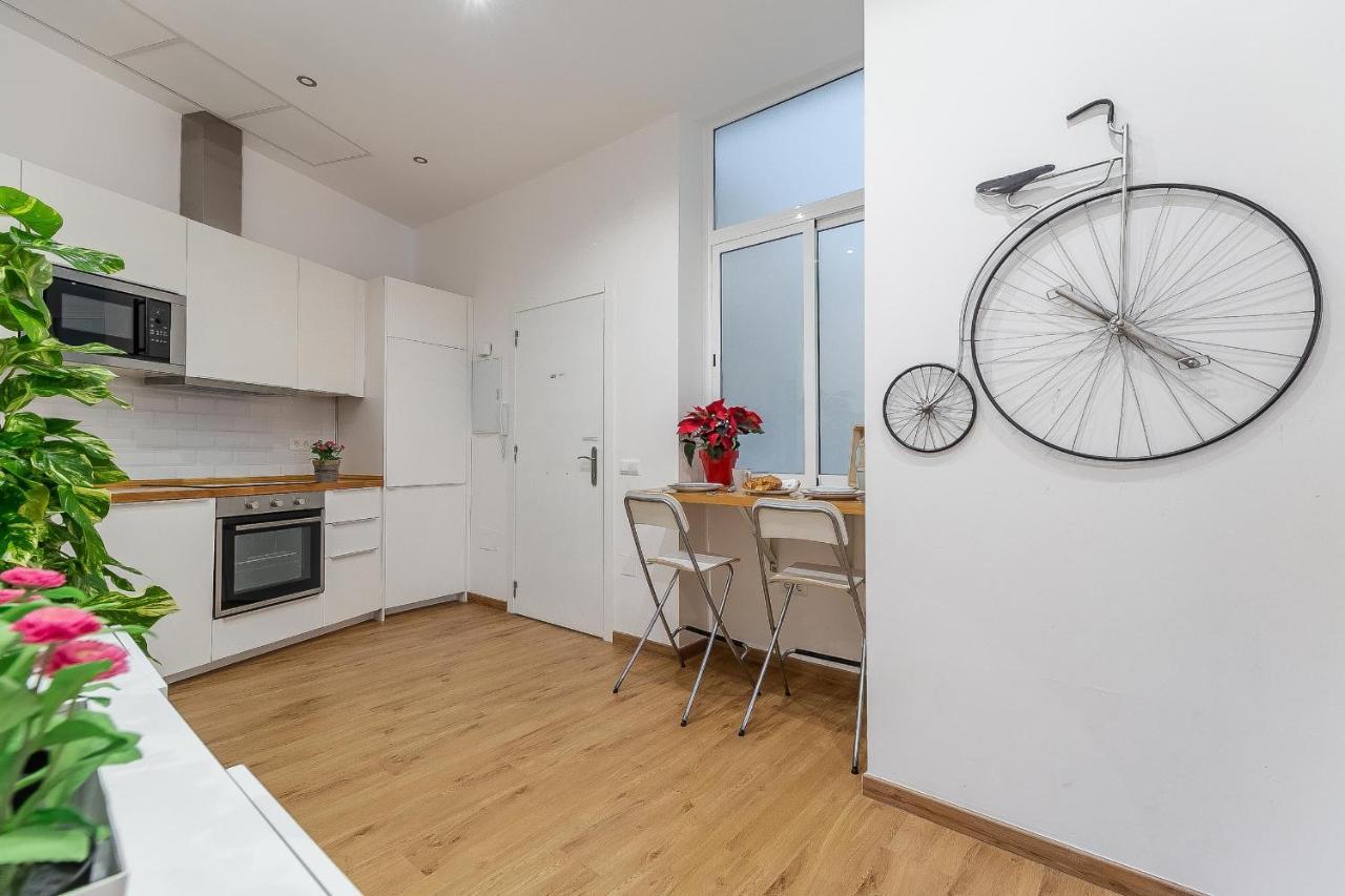Deluxe Larios Malaga Center Apartment ภายนอก รูปภาพ