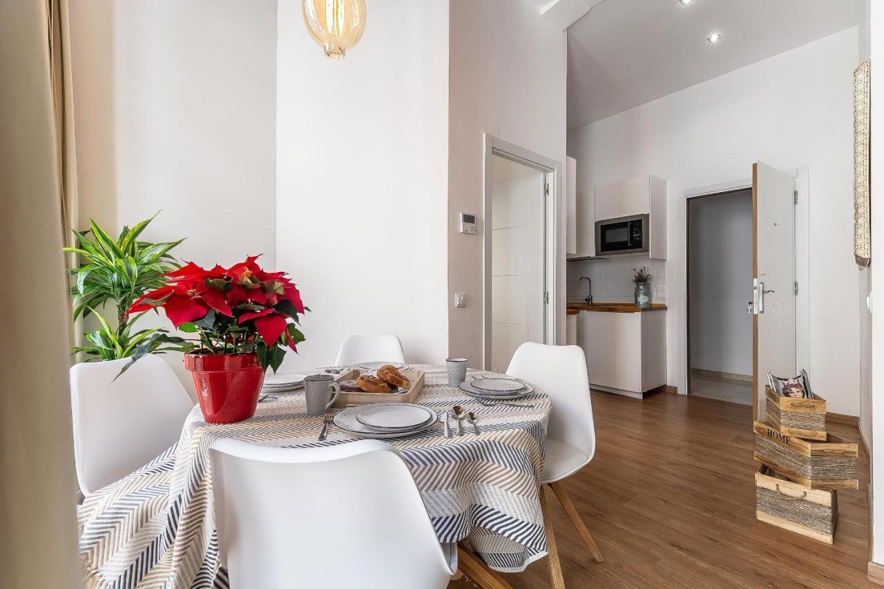 Deluxe Larios Malaga Center Apartment ภายนอก รูปภาพ